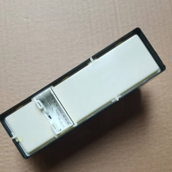 8981922520 8-98192252-0 Car Switch RHD Car Accessories for Isuzu Dmax Mux Tfr Parts 1993 1999 2006 2007 2014 2017 2019 2021